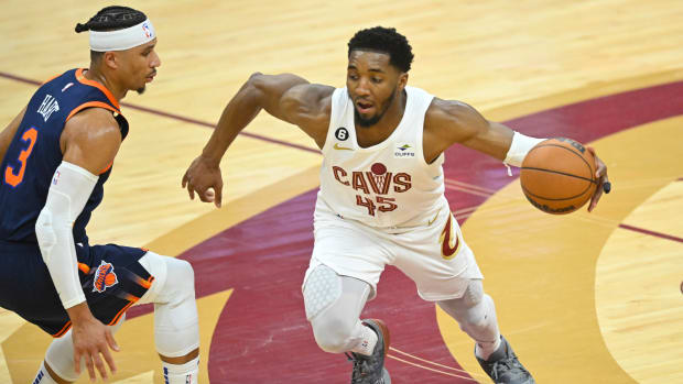 Donovan Mitchell Apr 15 2023